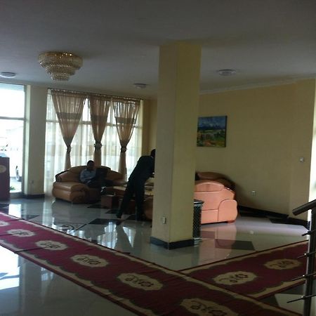 Addis Amba Hotel Bahar Dar Esterno foto