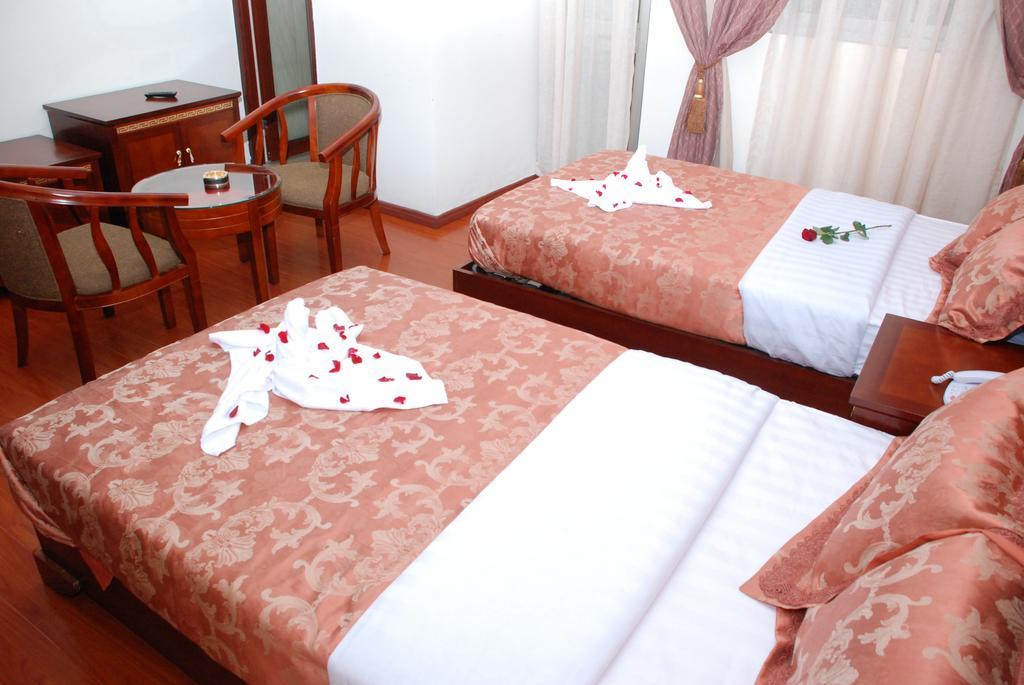 Addis Amba Hotel Bahar Dar Esterno foto